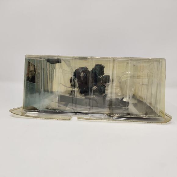 McFarlane Toys Spawn i.64 Series 24 Action Figure Classic Comic Covers Issue 64 - Picture 10 of 16